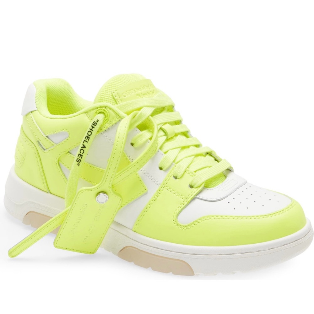 Out-of-office off-white